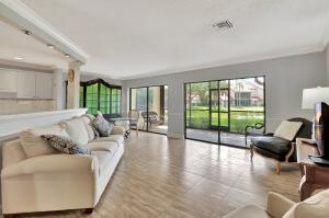 LEXINGTON GREEN CONDO