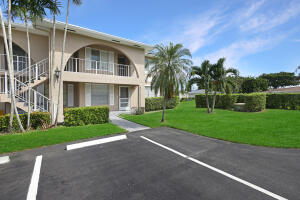 PALM GREENS AT VILLA DEL RAY CONDO I