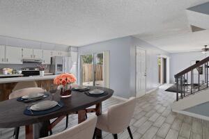 LOS MANGOS PATIO VILLAS AND TOWNHOMES