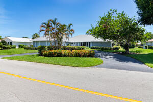 YACHT & COUNTRY CLUB OF STUART THE & LOT 451-A
