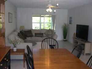 COLONNADES CONDOMINIUM NO 7