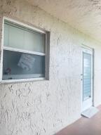 LAKESIDE VILLAGE CONDO 10