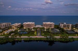 ATRIUMS OF PALM BEACH CONDO