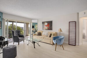 POINCIANA PLACE CONDO A,B AND C