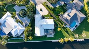 PLACE AU SOLEIL - фото