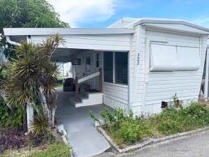 BRINY BREEZES INC - фото