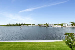 YACHT & RACQUET CLUB OF BOCA RATON CONDO