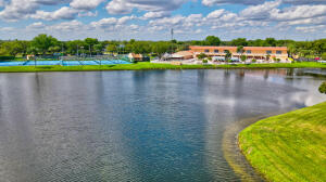 LAKES OF DELRAY