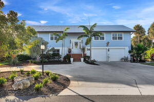 ST LUCIE ESTATES