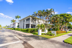 PALM BEACH VILLAS CONDO - фото