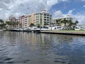 MOORINGS AT LANTANA CONDO 1