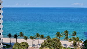 RESIDENCES ON HOLLYWOOD BEACH