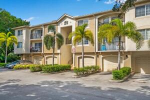 GRAND VIEW AT CRESTWOOD CONDO - фото