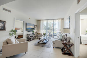 CITY PALMS CONDO