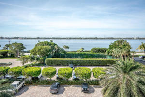 DORCHESTER OF PALM BEACH CONDO