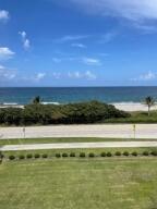 YACHT & RACQUET CLUB OF BOCA RATON CONDO