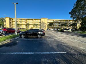 SANDALFOOT BLVD APTS COND BLDGS 501