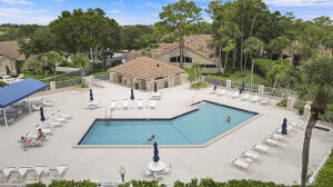 DUNBAR WOODS CONDO I II AND III IN OR4410P782,