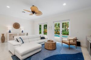 Palm Beach Shores - фото