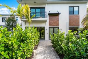 DELRAY 7 TOWNHOMES