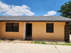 KNOTTY PINE ACRES - фото