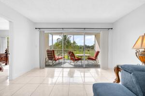 NO 1 PALM-AIRE COUNTRY CLUB