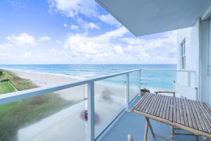 PATRICIAN OF PALM BEACH CONDO