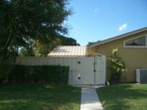 Westwood Gardens - фото