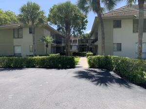 BANYAN COURTS - фото