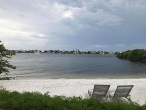 HYPOLUXOS MARINERS CAY CONDO - фото
