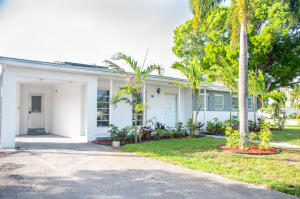 PALM SPRINGS VILLAGE 1 - фото