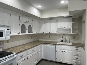 YORKTOWNE VILLAS - фото