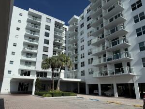 PATRICIAN OF PALM BEACH CONDO