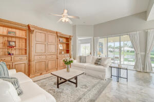 VILLAGEWALK OF WELLINGTON 4