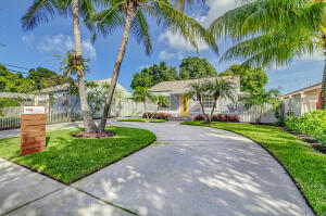 GARDENS THE - фото