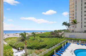 PHOENIX TOWERS CONDO - фото