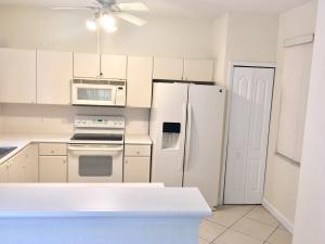 SHOMA COURTYARDS II AT ROYAL PALM CONDOM