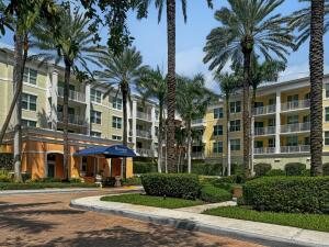 MOORINGS AT LANTANA CONDO 1 - фото